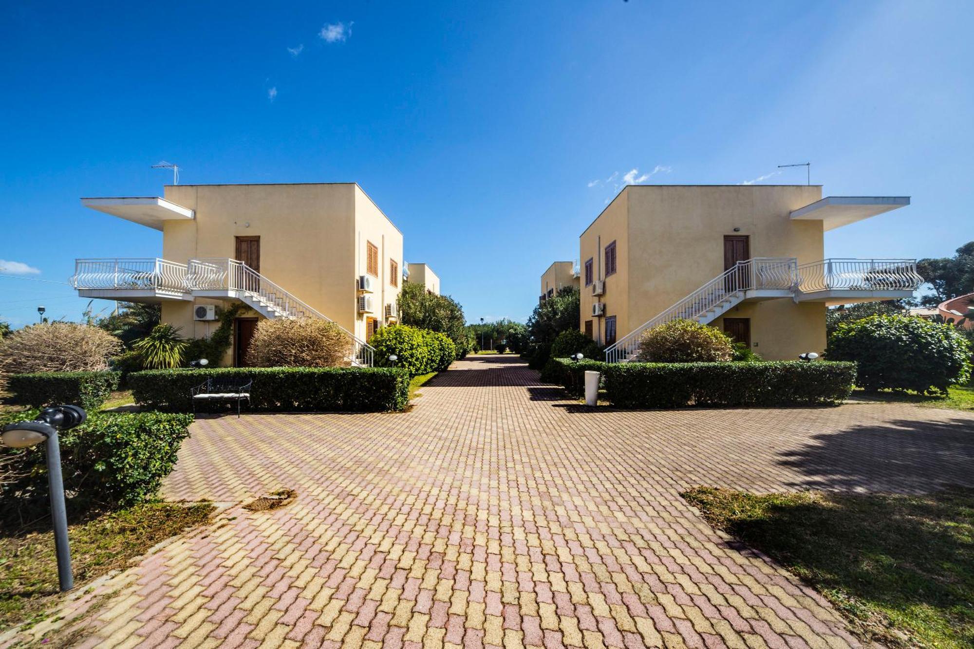 Giallomare Aparthotel Marzamemi Esterno foto