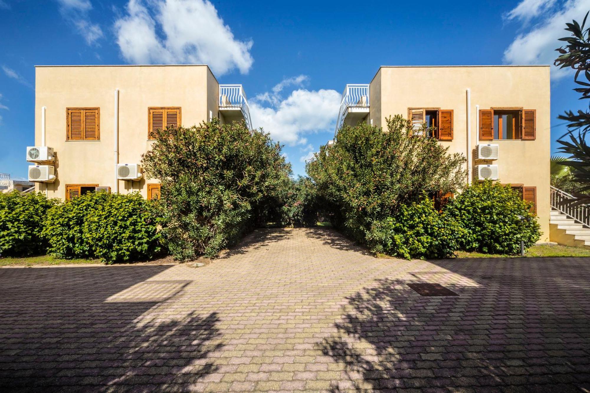 Giallomare Aparthotel Marzamemi Esterno foto